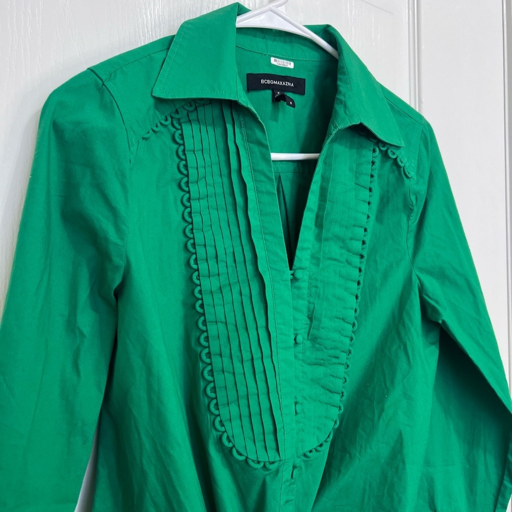 BCBGMaxAzria Vibrant Green Button Down Shirt size S - Picture 12 of 12